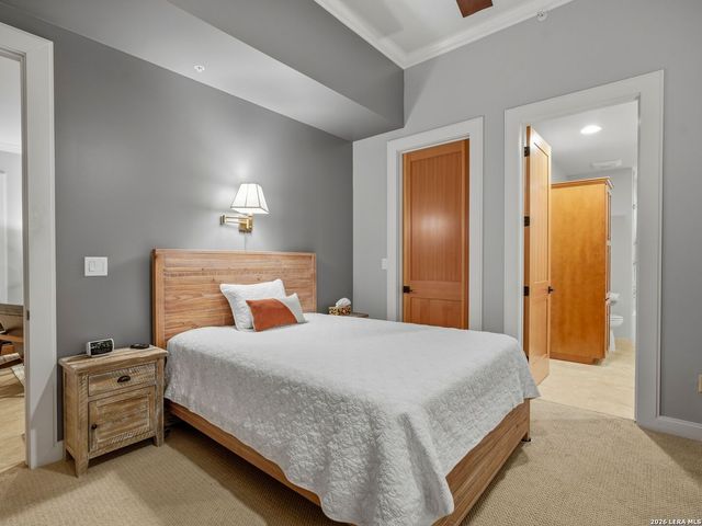 230 Dwyer Ave Unit 904, San Antonio, TX 78204