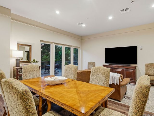 230 Dwyer Ave Unit 904, San Antonio, TX 78204