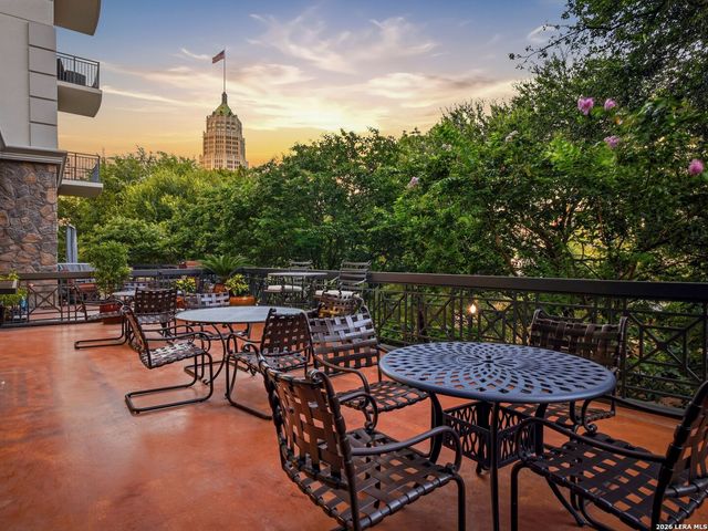 230 Dwyer Ave Unit 904, San Antonio, TX 78204