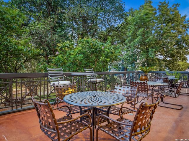 230 Dwyer Ave Unit 904, San Antonio, TX 78204