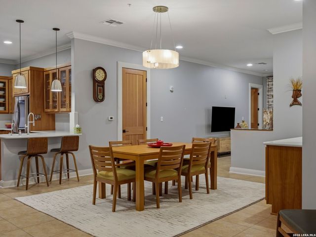 230 Dwyer Ave Unit 904, San Antonio, TX 78204
