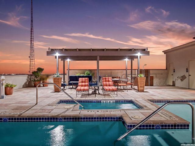 230 Dwyer Ave Unit 904, San Antonio, TX 78204