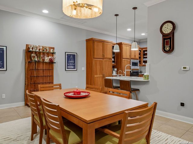 230 Dwyer Ave Unit 904, San Antonio, TX 78204