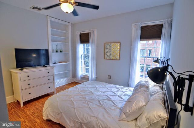 1029 30TH ST NW, Washington, DC 20007