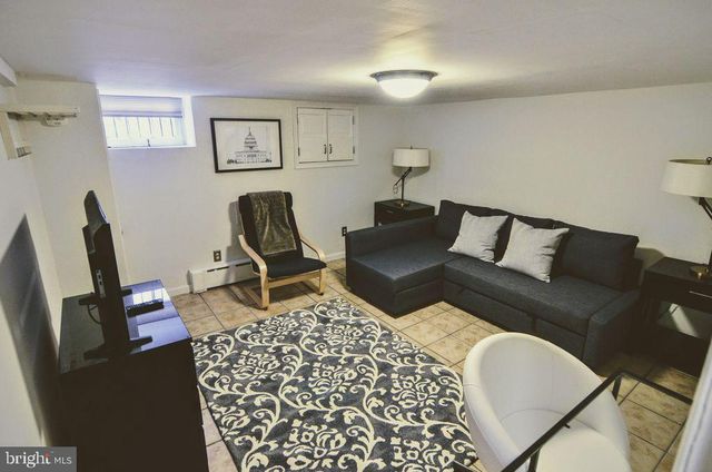 1029 30TH ST NW, Washington, DC 20007