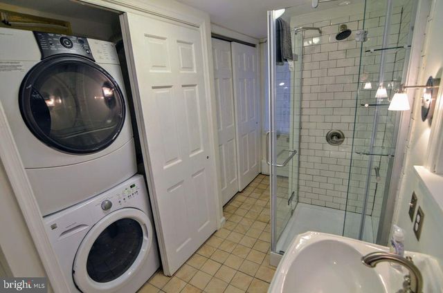 1029 30TH ST NW, Washington, DC 20007