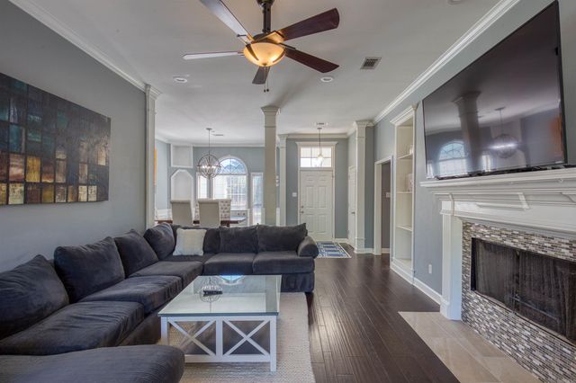 159 Lily Dr, Maumelle, AR 72113