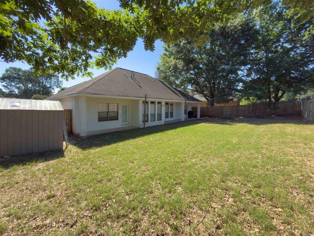 159 Lily Dr, Maumelle, AR 72113