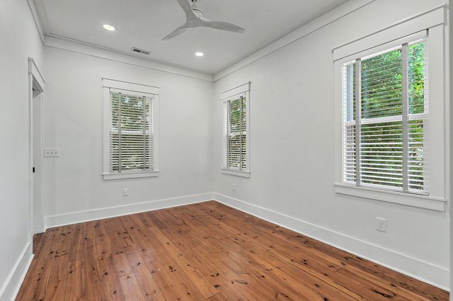 20 N Tracy Street, Charleston, SC 29403