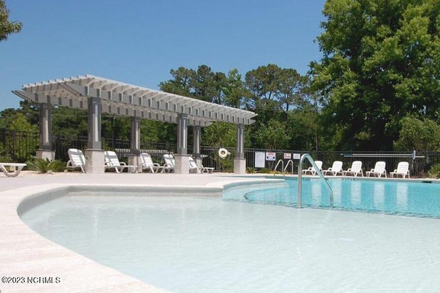 482 Sailor Sky Way 401, Hampstead, NC 28443