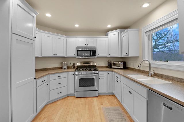 7103 Caneel Trail, Middleton, WI 53562