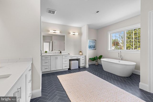104 PALMETTO, Devon, PA 19333