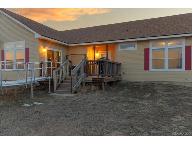 4241 Meadow Lark Rd, Fort Lupton, CO 80621