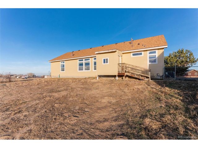 4241 Meadow Lark Rd, Fort Lupton, CO 80621