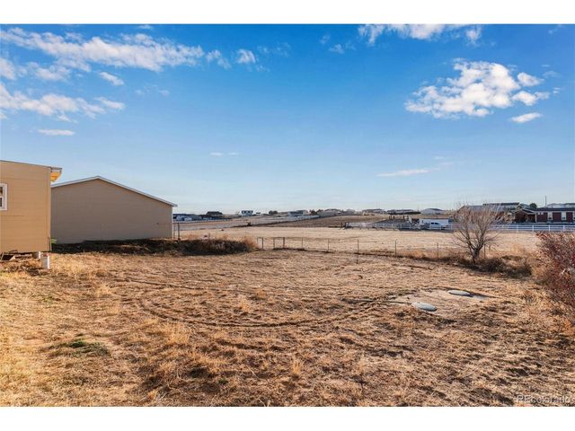 4241 Meadow Lark Rd, Fort Lupton, CO 80621
