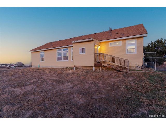 4241 Meadow Lark Rd, Fort Lupton, CO 80621