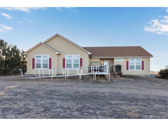 4241 Meadow Lark Rd, Fort Lupton, CO 80621