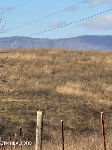 757 Oak Grove Rd, Harrogate, TN 37752