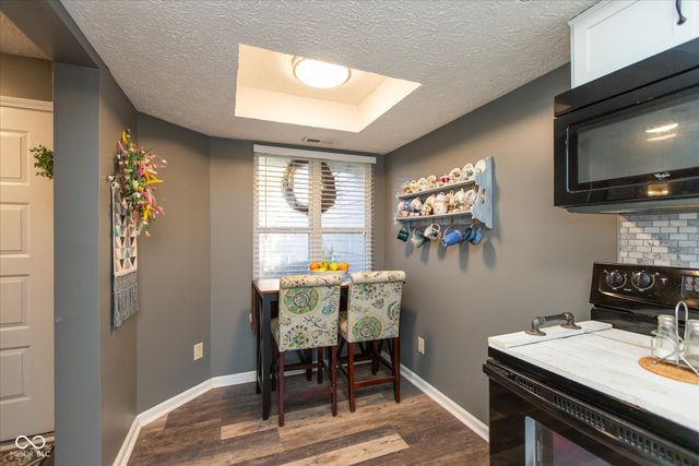 9415 Wimbledon Court, Indianapolis, IN 46250