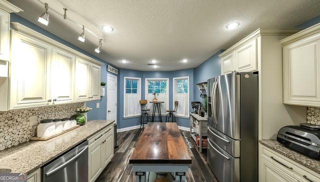 40 Legend Creek Chase Drive, Douglasville, GA 30134