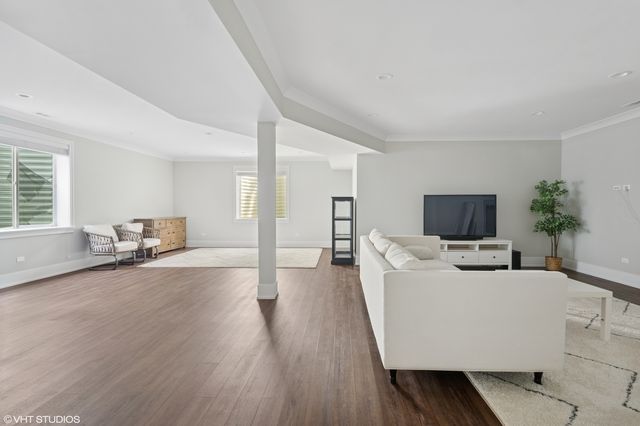 428 Beverly Drive, Wilmette, IL 60091