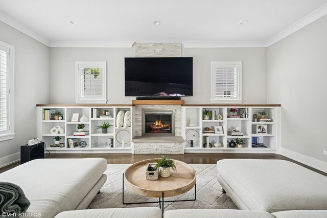 428 Beverly Drive, Wilmette, IL 60091