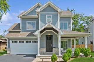 428 Beverly Drive, Wilmette, IL 60091