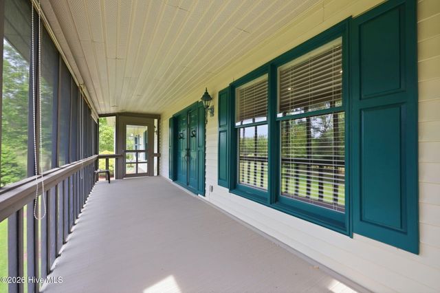 4269 Gilead Shores Rd Road, Blounts Creek, NC 27814