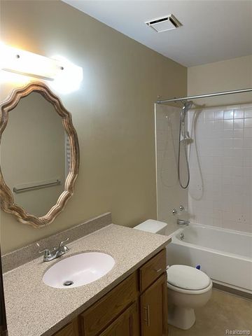 19257 Surrey Lane, Northville, MI 48167