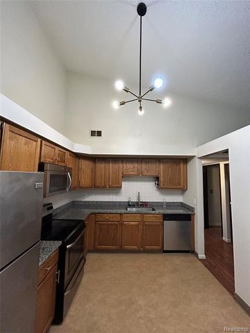19257 Surrey Lane, Northville, MI 48167