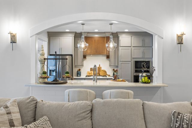 2329 Weeping Willow Dr, Ooltewah, TN 37363