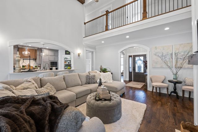 2329 Weeping Willow Dr, Ooltewah, TN 37363