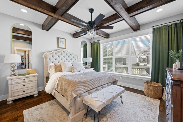 2329 Weeping Willow Dr, Ooltewah, TN 37363