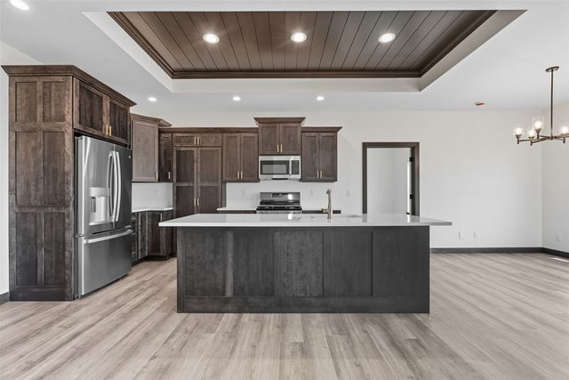 3115 PEREGRINE CT SE, Cedar Rapids, IA 52403