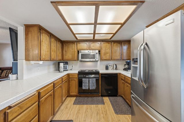 4142 W Amherst Avenue, Fresno, CA 93722