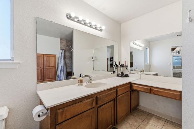 4142 W Amherst Avenue, Fresno, CA 93722