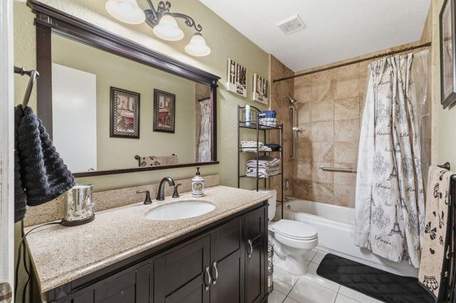 4142 W Amherst Avenue, Fresno, CA 93722