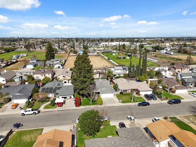 4142 W Amherst Avenue, Fresno, CA 93722