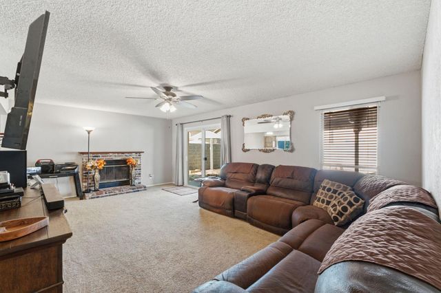 4142 W Amherst Avenue, Fresno, CA 93722