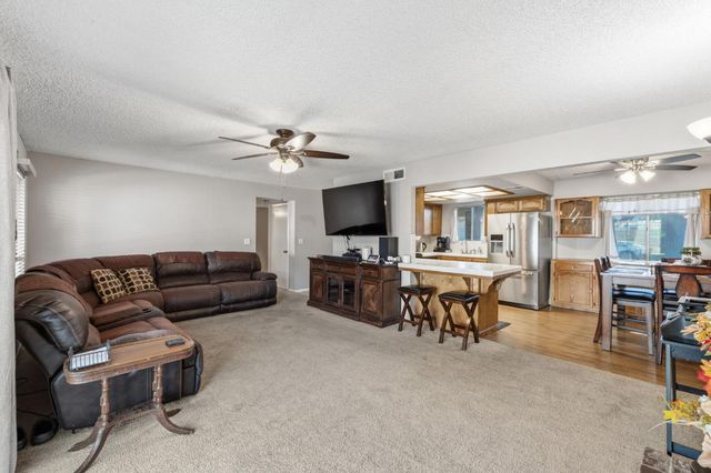 4142 W Amherst Avenue, Fresno, CA 93722