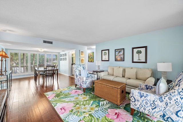 4510 Kittiwake Court Kittiwake, Boynton Beach, FL 33436