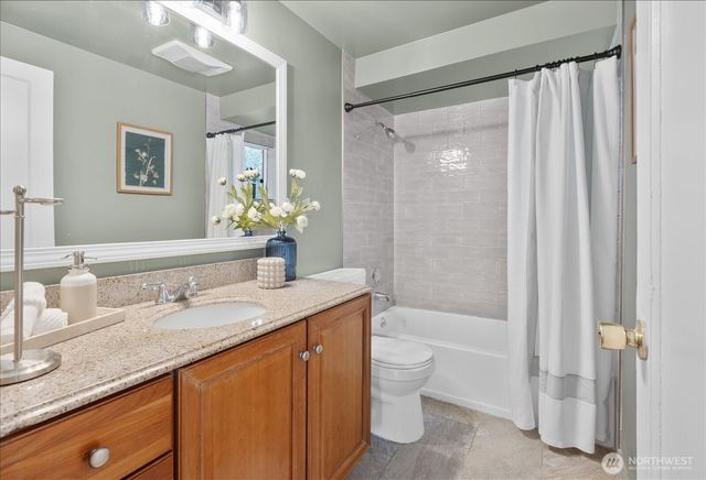 12845 7th Avenue S, Burien, WA 98168