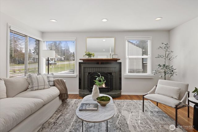 12845 7th Avenue S, Burien, WA 98168