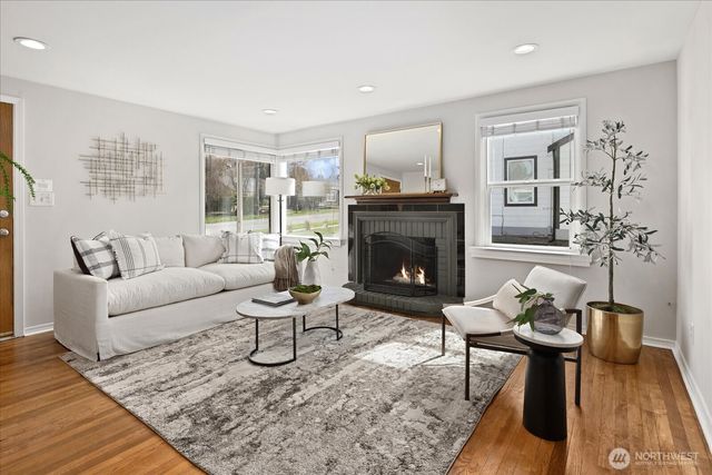 12845 7th Avenue S, Burien, WA 98168