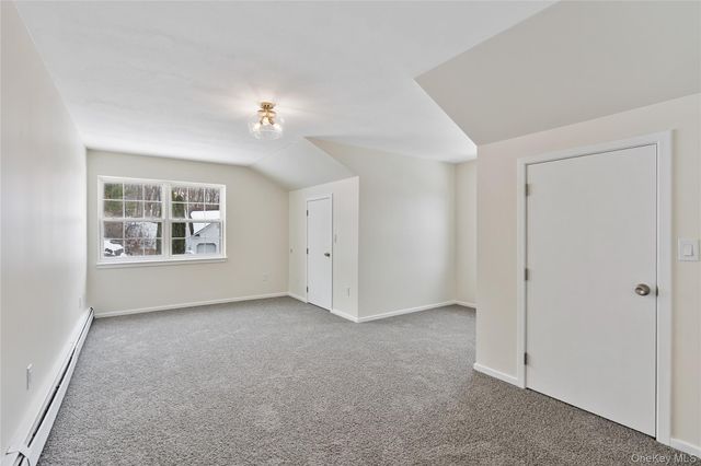 2 Shadowbrook Lane, Newburgh, NY 12550