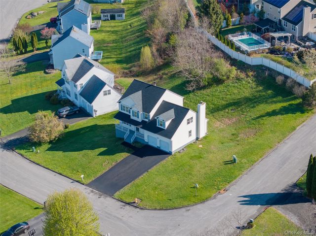 2 Shadowbrook Lane, Newburgh, NY 12550