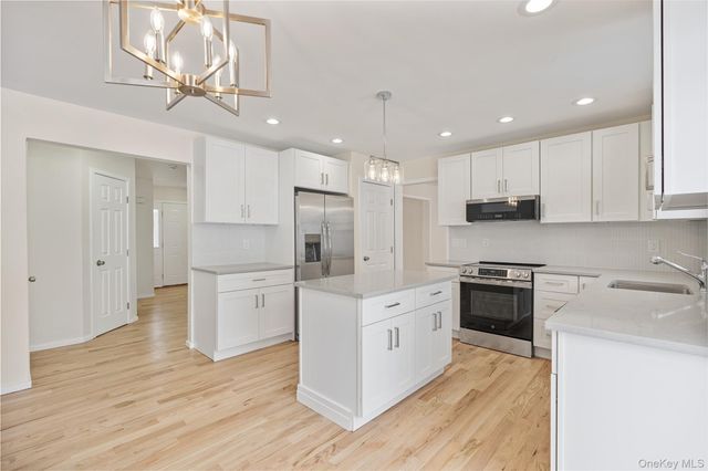 2 Shadowbrook Lane, Newburgh, NY 12550