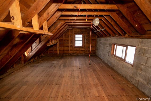 20509 CLARK Road, New Boston, MI 48164