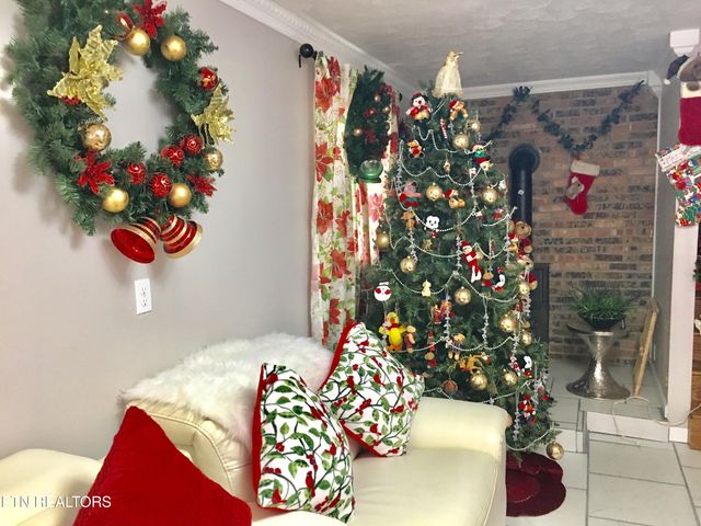 412 George Washington Drive, Dandridge, TN 37725