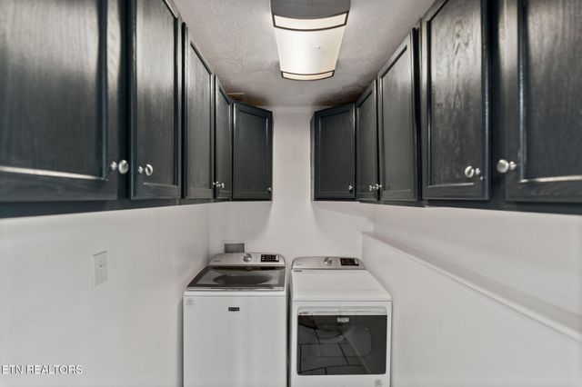 412 George Washington Drive, Dandridge, TN 37725